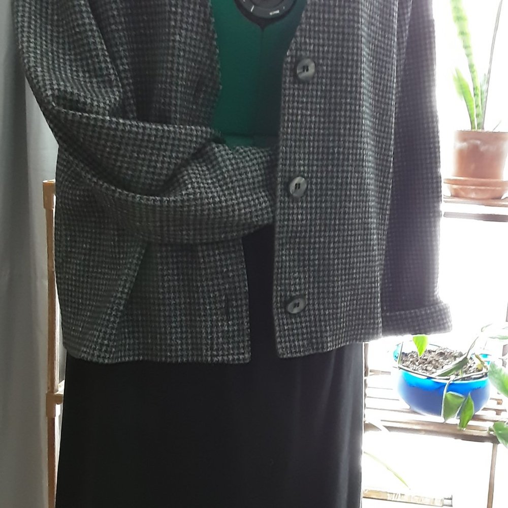 Weekenders black & grey houndstooth print jacket and skirt set